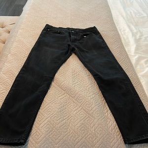 Men’s Levi’s 512 black jeans